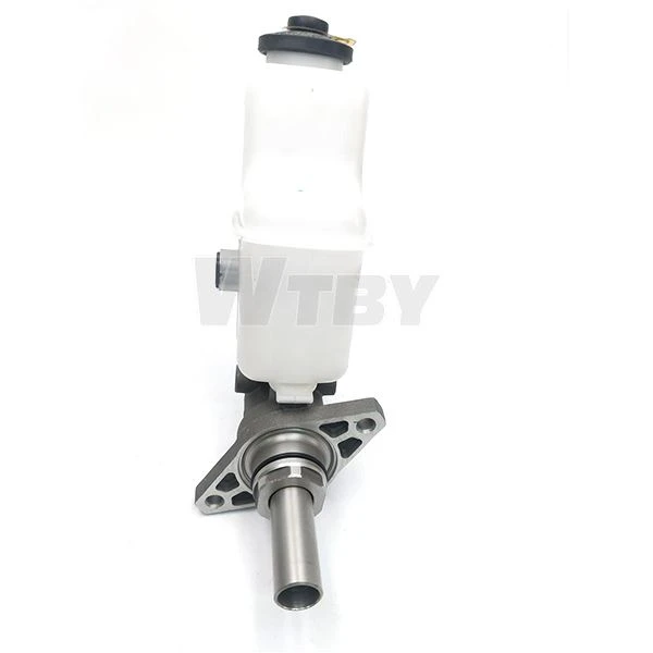 Brake Master Cylinder  47028-48040 47028-48041 47207-48041